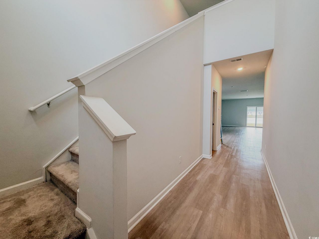 8191 Forest Edge Dr. Photo 4