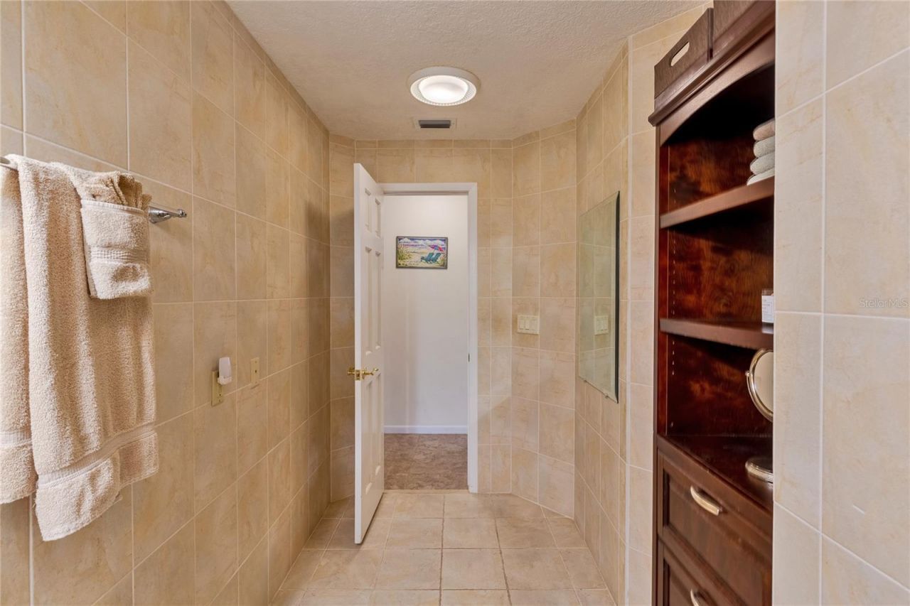 411 Belle Isle Avenue, Belleair Beach, FL 33786 Photo