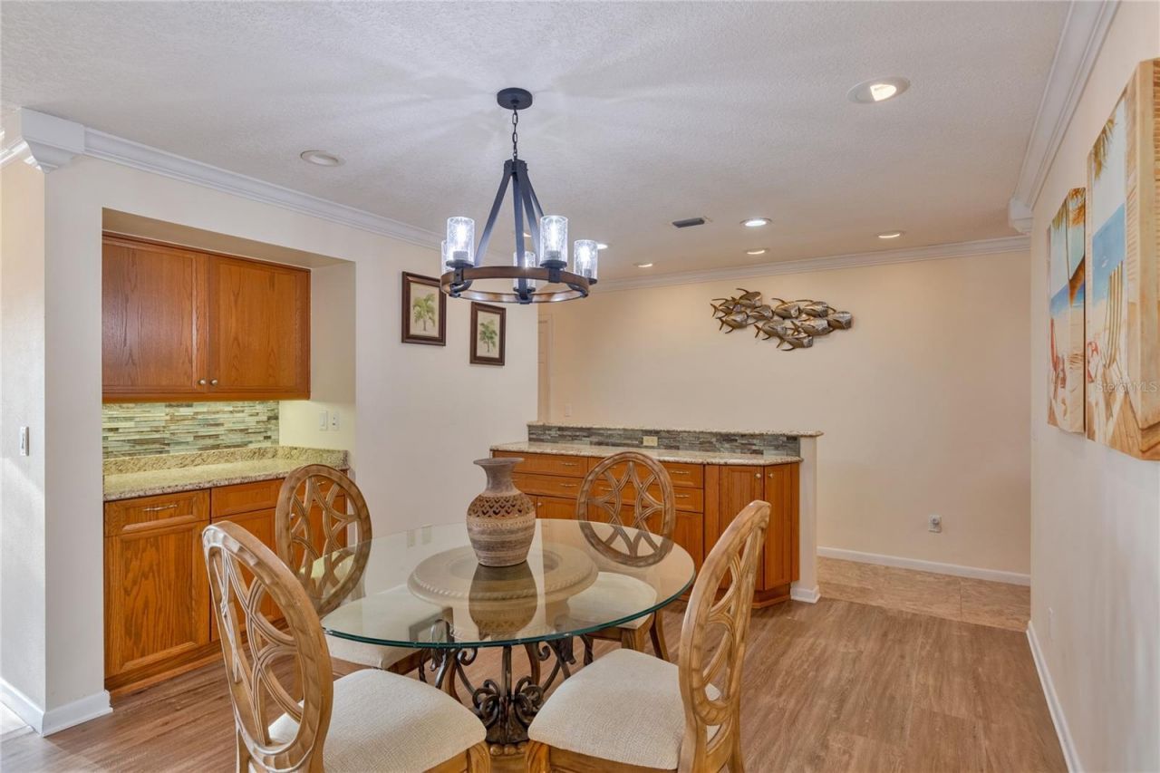 411 Belle Isle Avenue, Belleair Beach, FL 33786 Photo