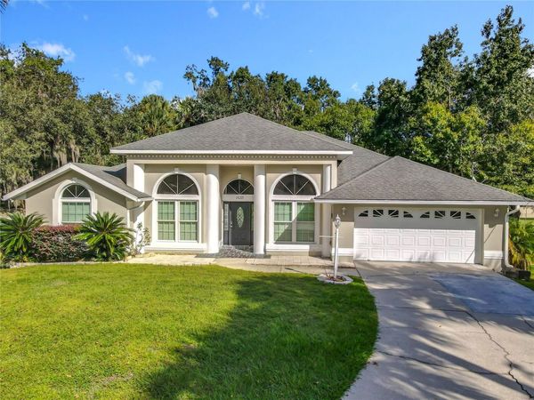 1633 LAKESIDE DRIVE, DELAND, FL 32720