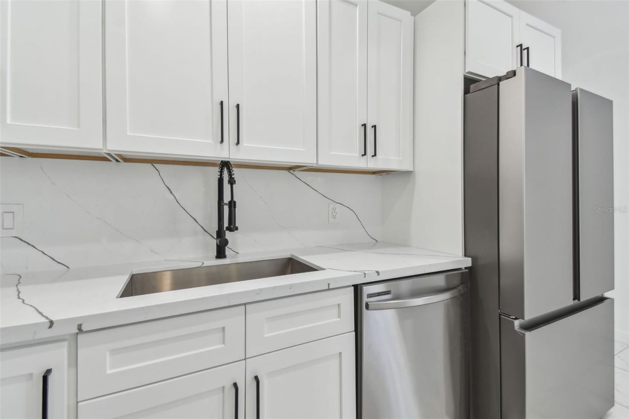 1600 Delaware Avenue Ne, Saint Petersburg, FL 33703 Photo