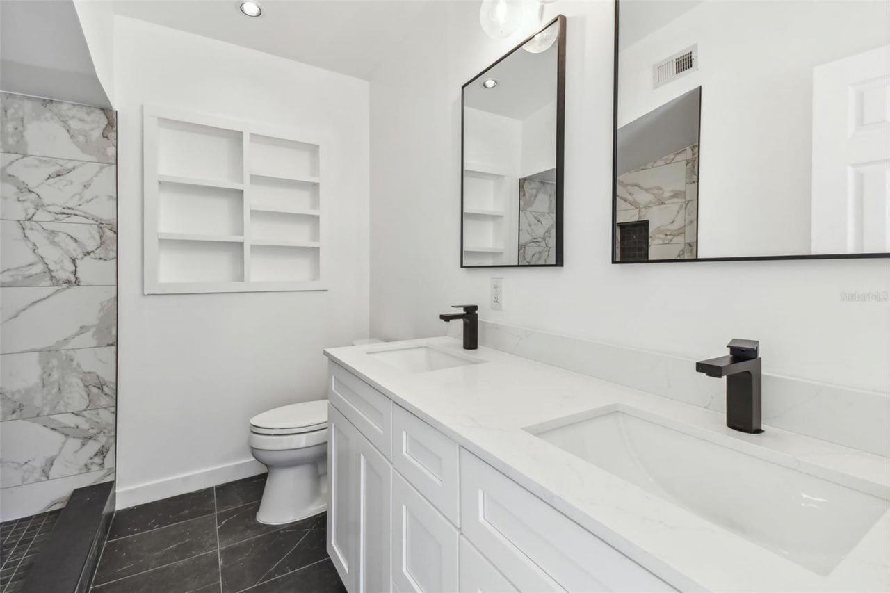 1600 Delaware Avenue Ne, Saint Petersburg, FL 33703 Photo