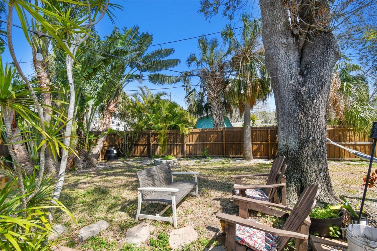 1600 Delaware Avenue Ne, Saint Petersburg, FL 33703 Photo