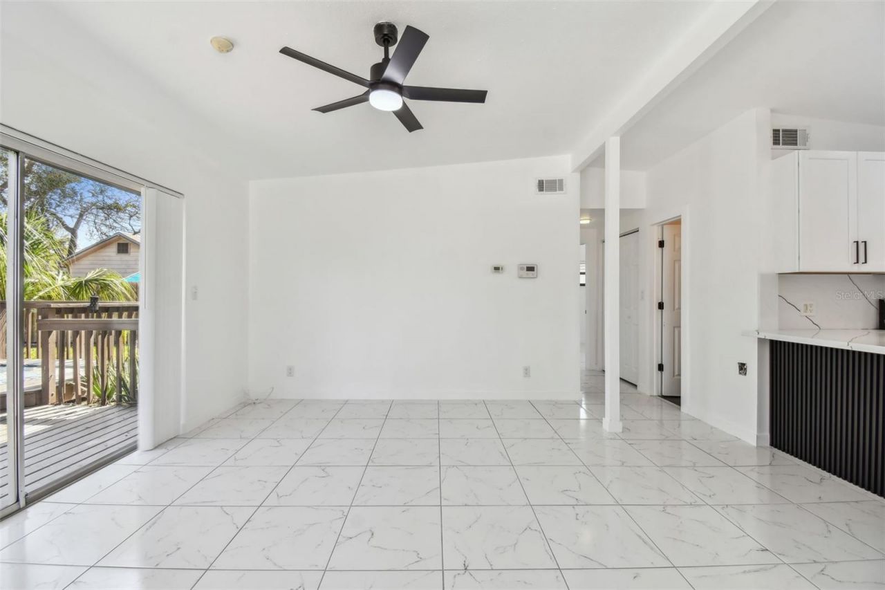 1600 Delaware Avenue Ne, Saint Petersburg, FL 33703 Photo