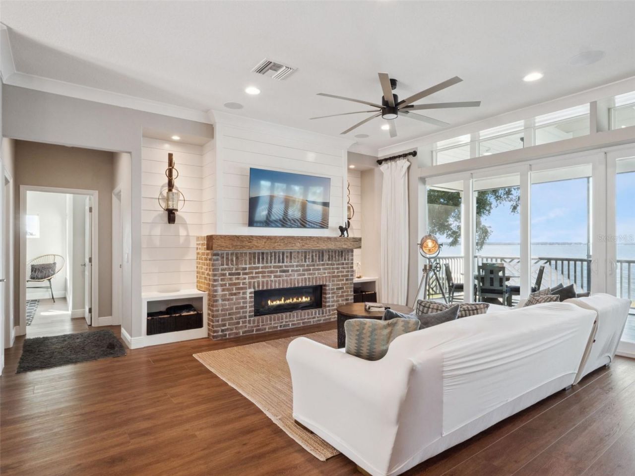 12943 SE Sunset Harbor Road, Weirsdale, FL 32195 Photo