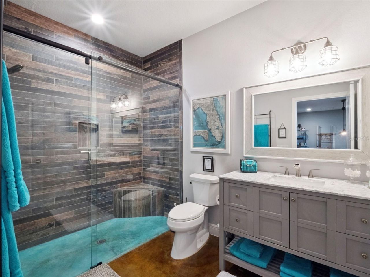 12943 SE Sunset Harbor Road, Weirsdale, FL 32195 Photo