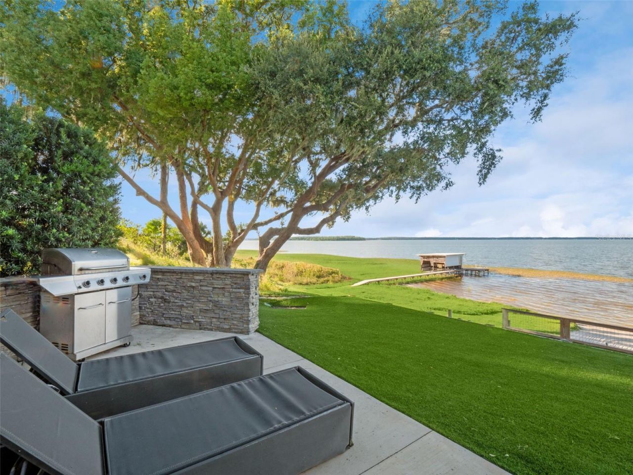 12943 SE Sunset Harbor Road, Weirsdale, FL 32195 Photo