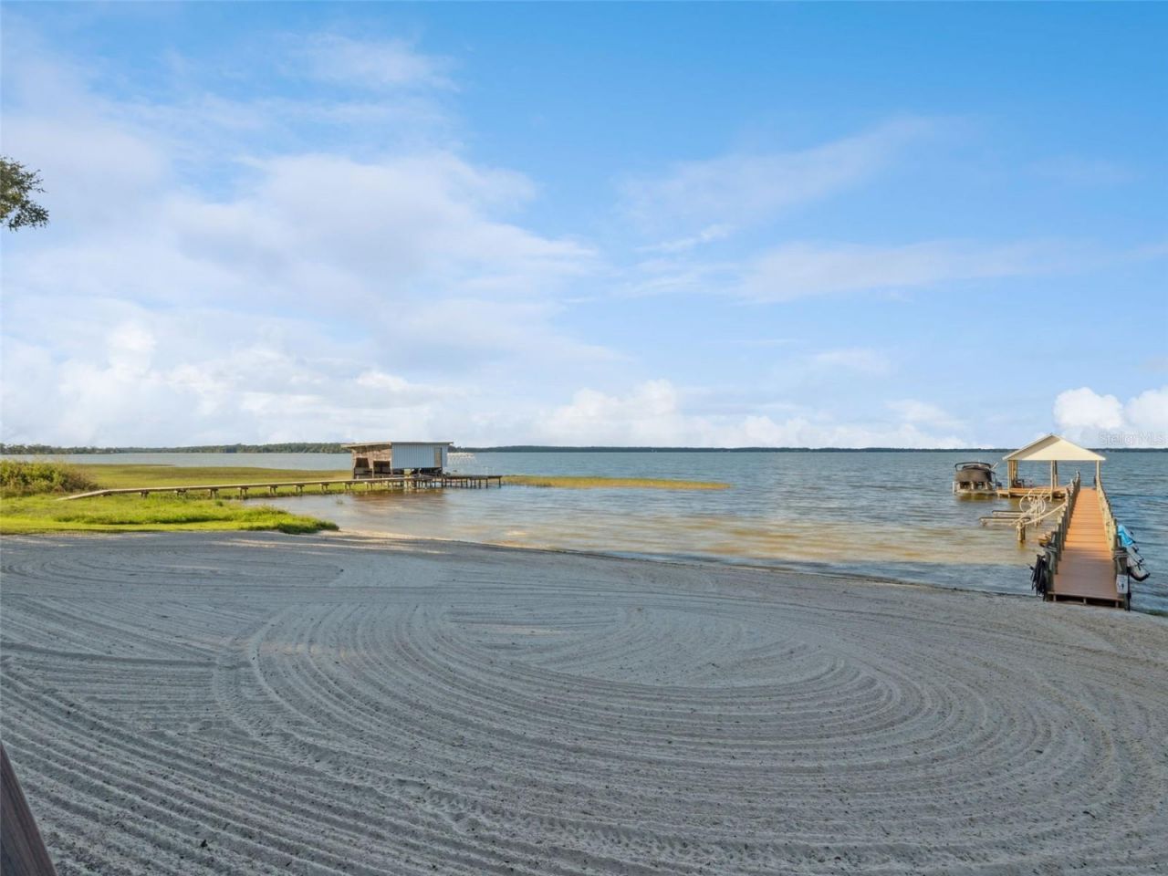 12943 SE Sunset Harbor Road, Weirsdale, FL 32195 Photo