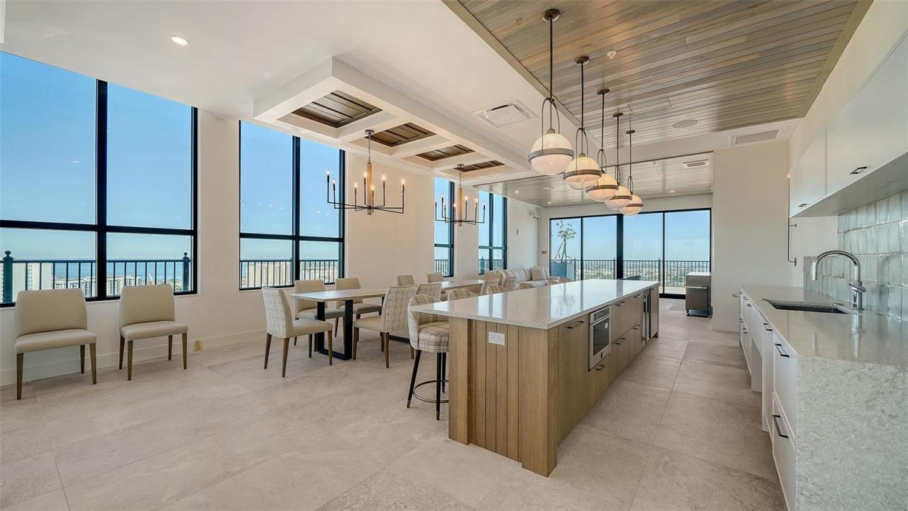 33 S Palm Avenue, Unit 701, Sarasota, FL 34236 Photo