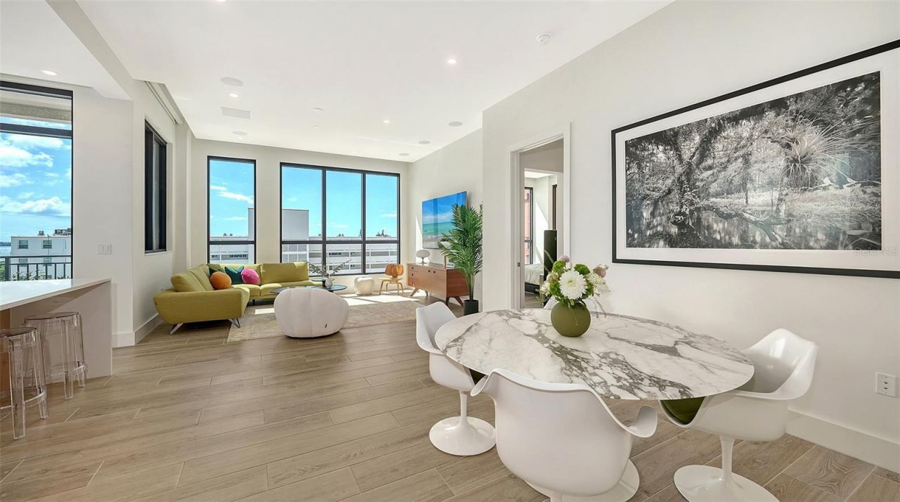 33 S Palm Avenue, Unit 701, Sarasota, FL 34236 Photo