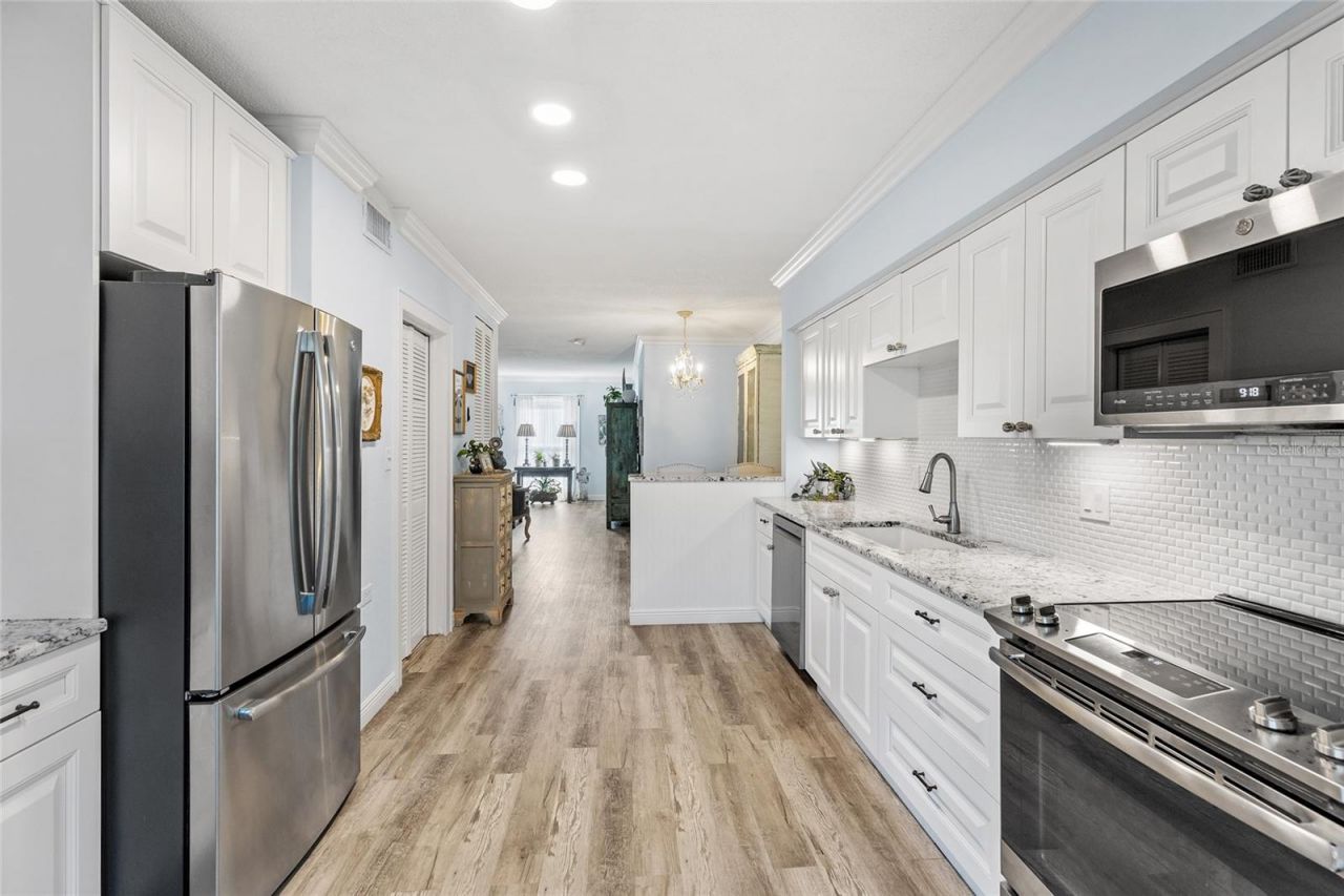 1330 Snell Isle Boulevard Ne, Unit 4, Saint Petersburg, FL 33704 Photo