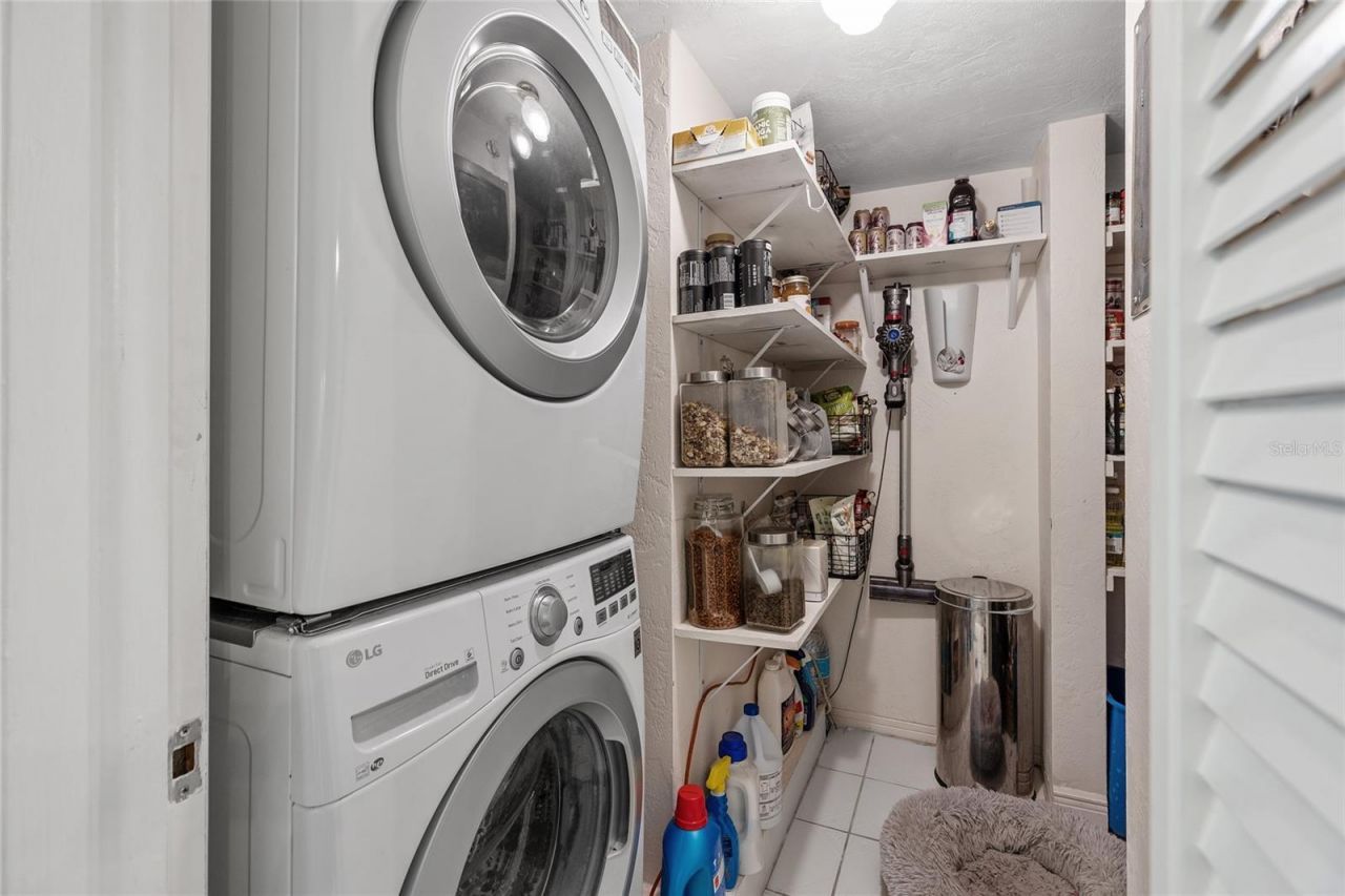 1330 Snell Isle Boulevard Ne, Unit 4, Saint Petersburg, FL 33704 Photo