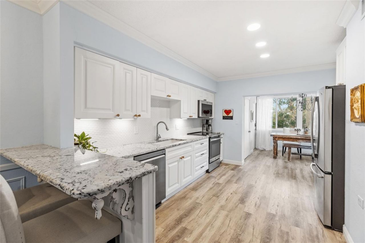 1330 Snell Isle Boulevard Ne, Unit 4, Saint Petersburg, FL 33704 Photo