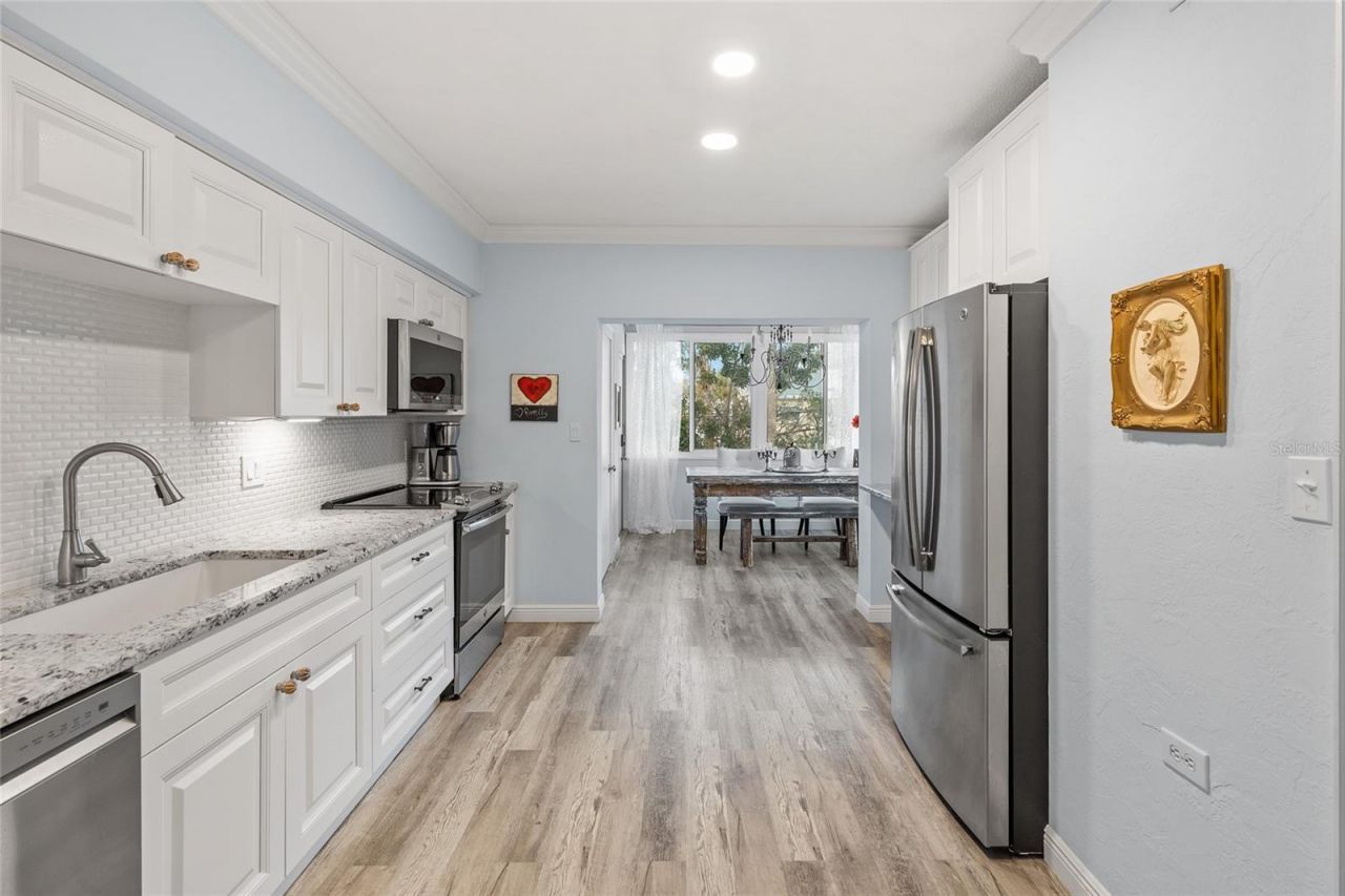 1330 Snell Isle Boulevard Ne, Unit 4, Saint Petersburg, FL 33704 Photo