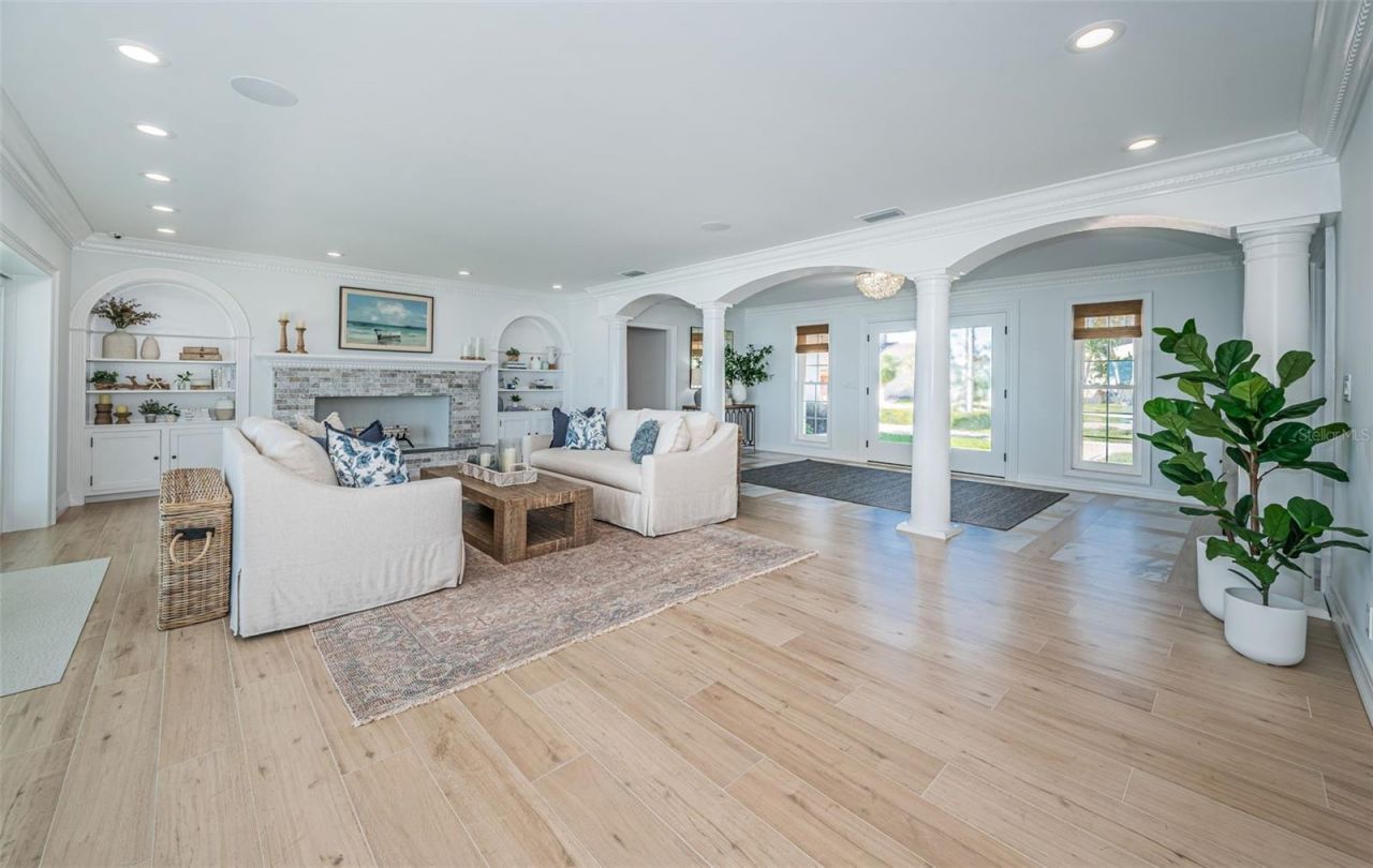 4916 62nd Avenue S, Saint Petersburg, FL 33715 Photo