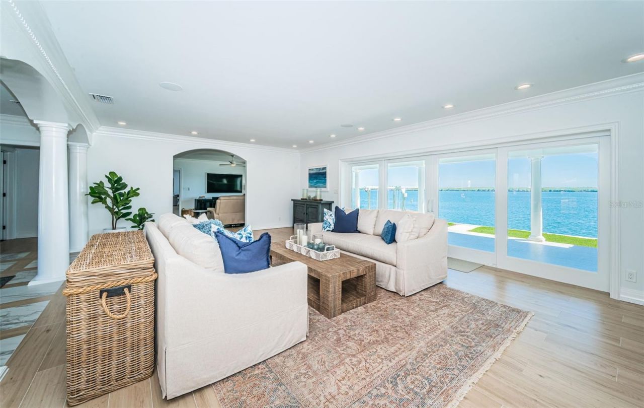 4916 62nd Avenue S, Saint Petersburg, FL 33715 Photo