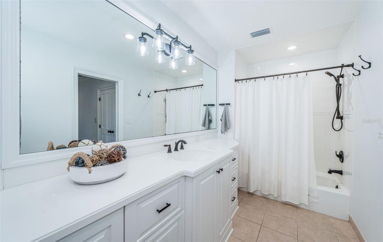 4916 62nd Avenue S, Saint Petersburg, FL 33715 Photo