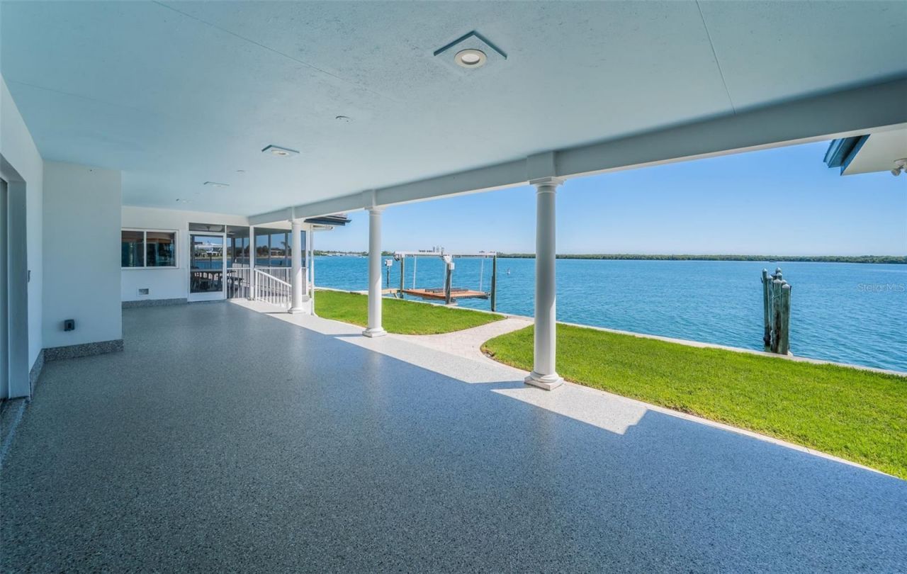 4916 62nd Avenue S, Saint Petersburg, FL 33715 Photo