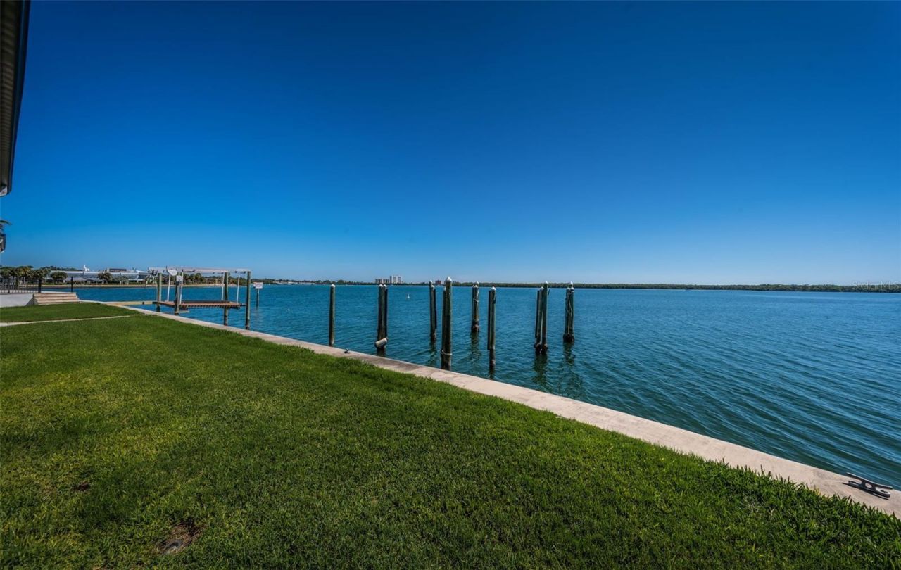 4916 62nd Avenue S, Saint Petersburg, FL 33715 Photo