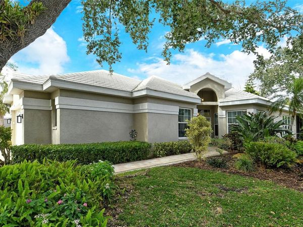 560 FALLBROOK DRIVE, VENICE, FL 34292