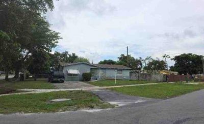 3451 NW 41st St, Lauderdale Lakes, FL 33309 Photo