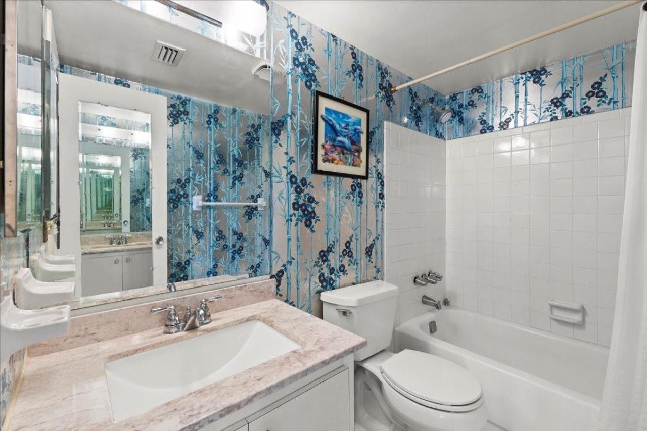 7200 NW 5th Place, Unit 203, Margate, FL 33063 Photo