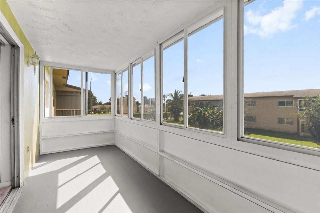 7200 NW 5th Place, Unit 203, Margate, FL 33063 Photo