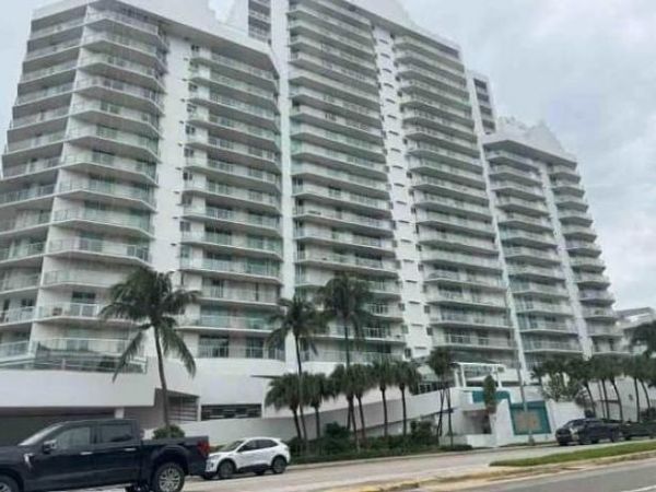 5900 Collins Ave, Unit 601, Miami Beach, FL 33140