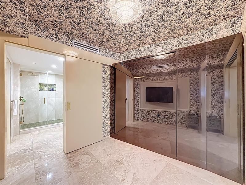 1800 S Ocean Drive, Unit 2709, Hallandale Beach, FL 33009 Photo