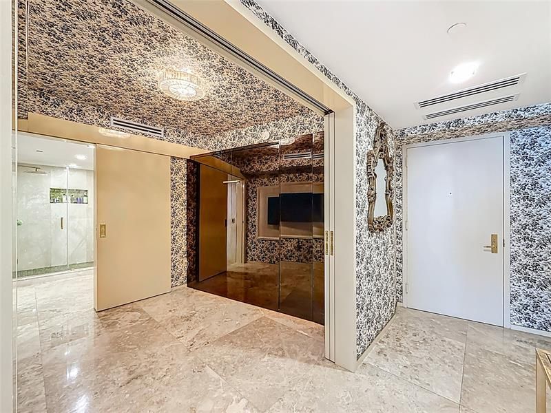 1800 S Ocean Drive, Unit 2709, Hallandale Beach, FL 33009 Photo