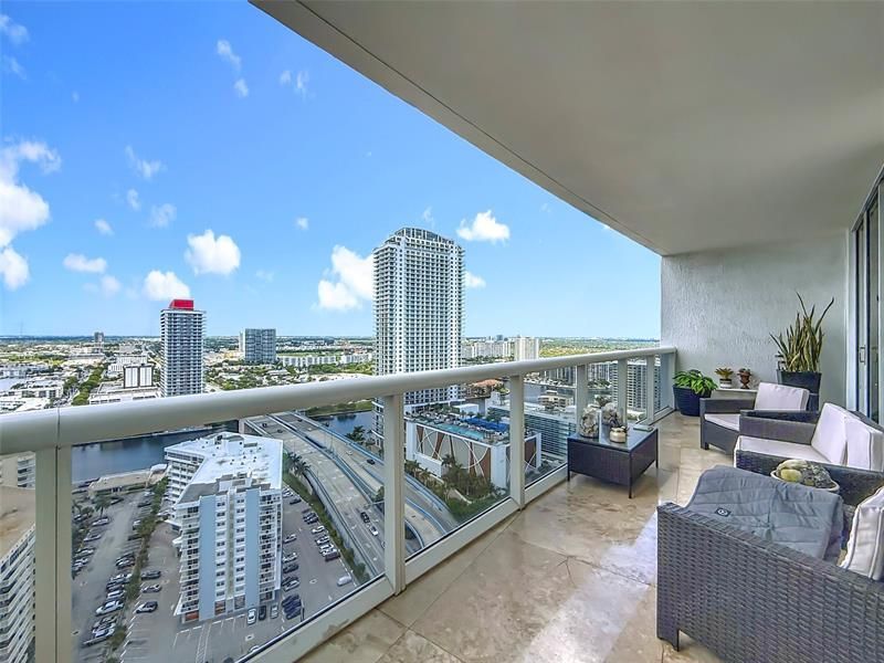 1800 S Ocean Drive, Unit 2709, Hallandale Beach, FL 33009 Photo
