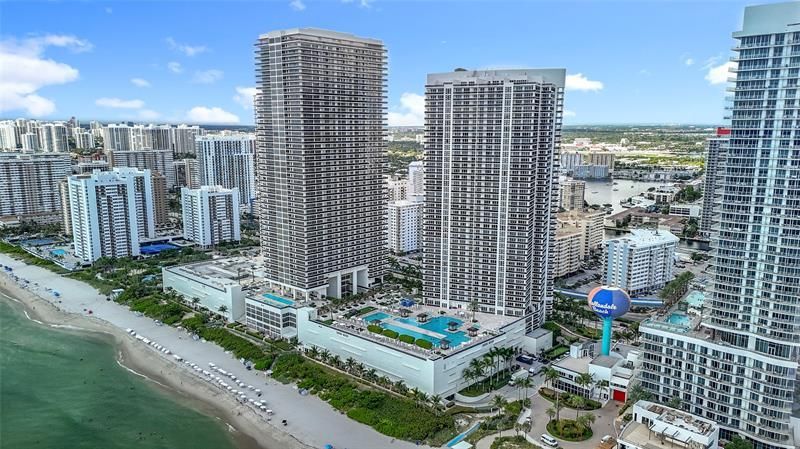 1800 S Ocean Drive, Unit 2709, Hallandale Beach, FL 33009 Photo