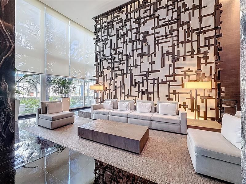 1800 S Ocean Drive, Unit 2709, Hallandale Beach, FL 33009 Photo