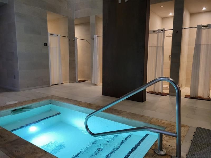 1800 S Ocean Drive, Unit 2709, Hallandale Beach, FL 33009 Photo