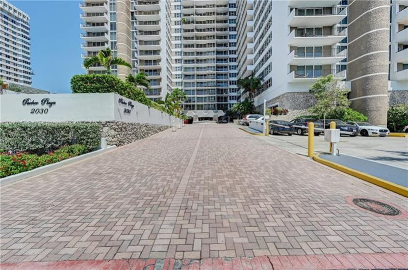 2030 S Ocean Drive, Unit 807, Hallandale Beach, FL 33009 Photo