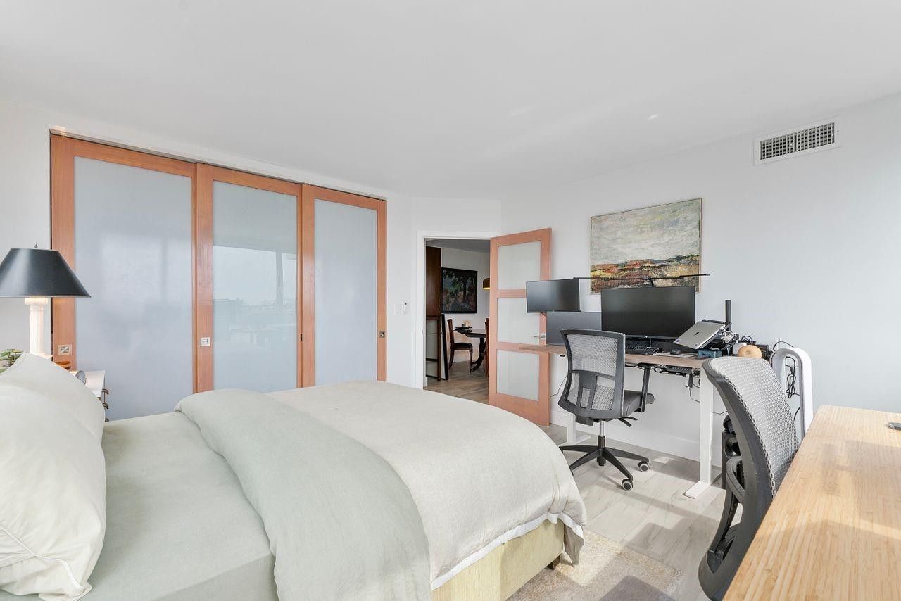 2715 N Ocean Boulevard, Unit 4E, Fort Lauderdale, FL 33308 Photo