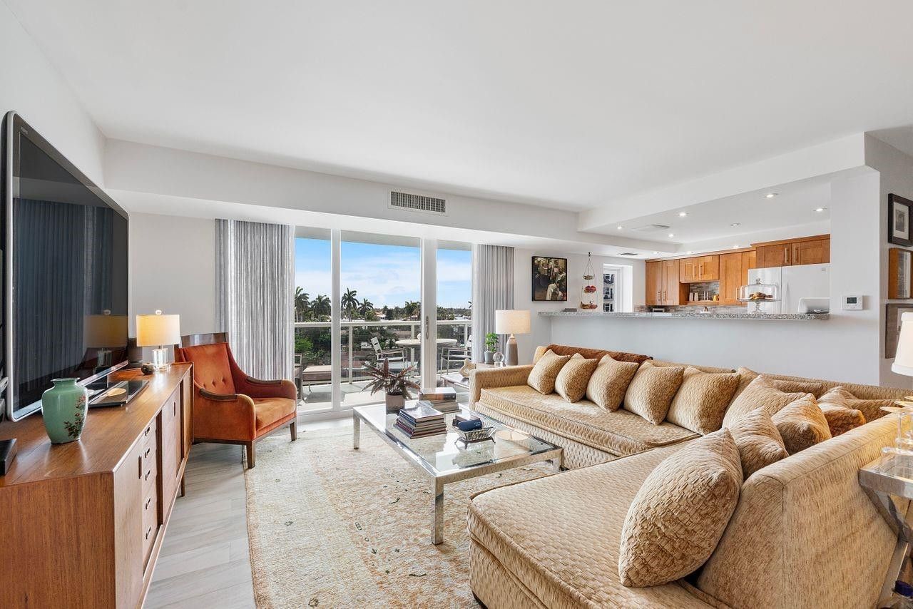 2715 N Ocean Boulevard, Unit 4E, Fort Lauderdale, FL 33308 Photo