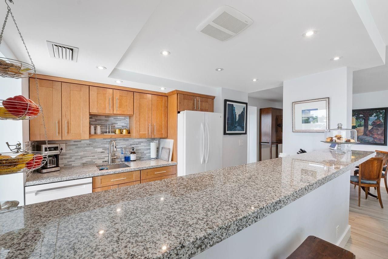 2715 N Ocean Boulevard, Unit 4E, Fort Lauderdale, FL 33308 Photo