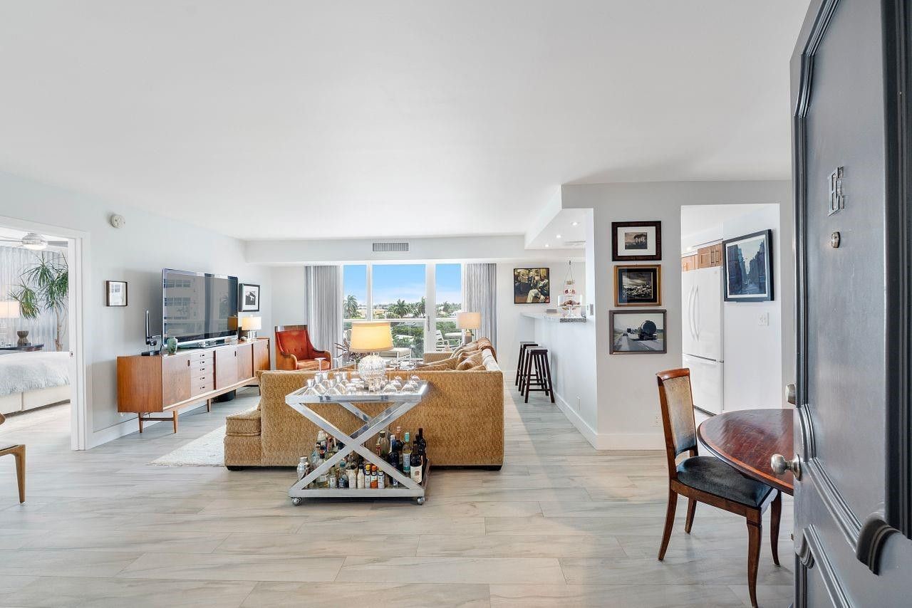 2715 N Ocean Boulevard, Unit 4E, Fort Lauderdale, FL 33308 Photo