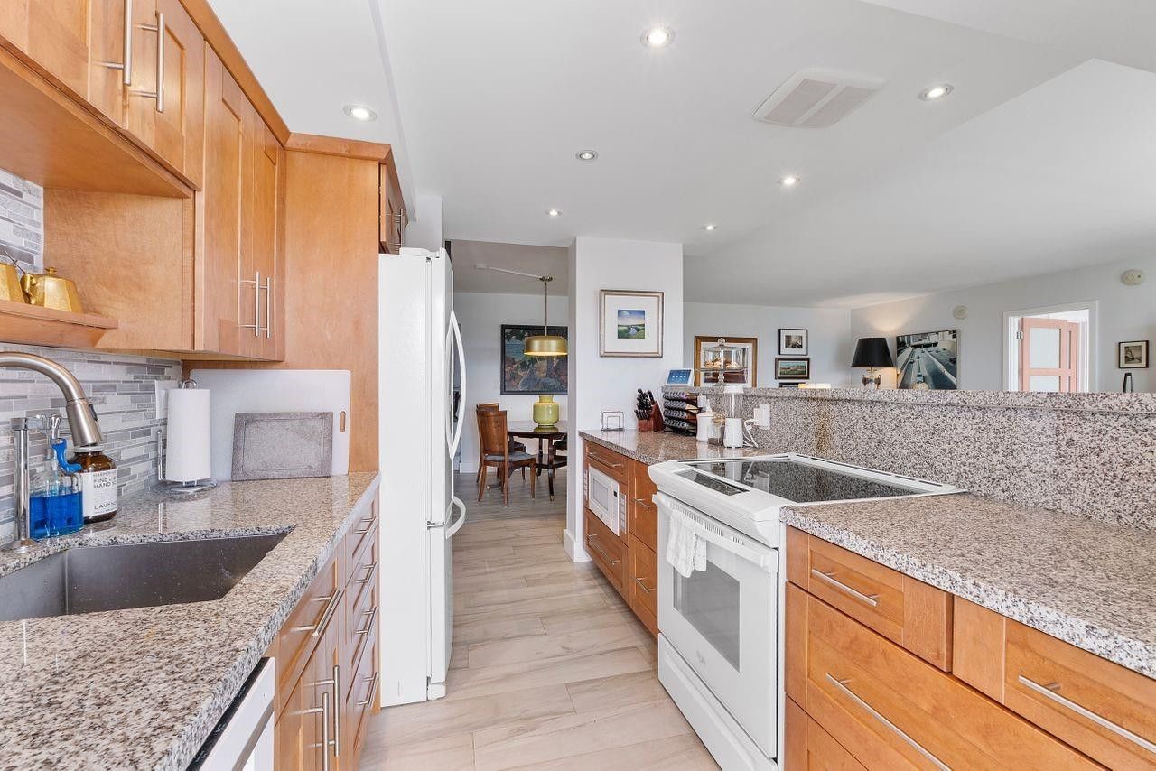 2715 N Ocean Boulevard, Unit 4E, Fort Lauderdale, FL 33308 Photo