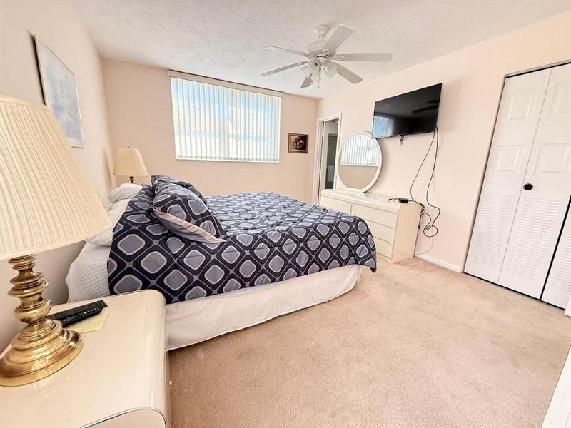 2851 Somerset Drive, Unit 316, Lauderdale Lakes, FL 33311 Photo