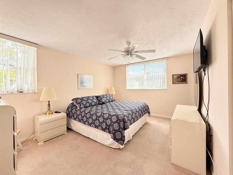 2851 Somerset Drive, Unit 316, Lauderdale Lakes, FL 33311 Photo
