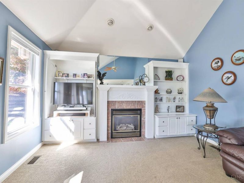 542 Aston View Lane, Cleves, OH 45002 Photo 10