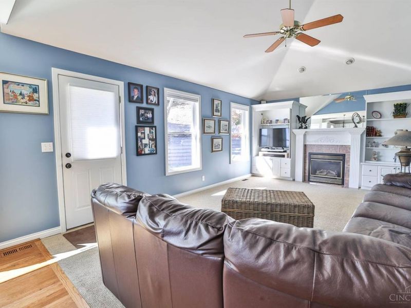 542 Aston View Lane, Cleves, OH 45002 Photo 9