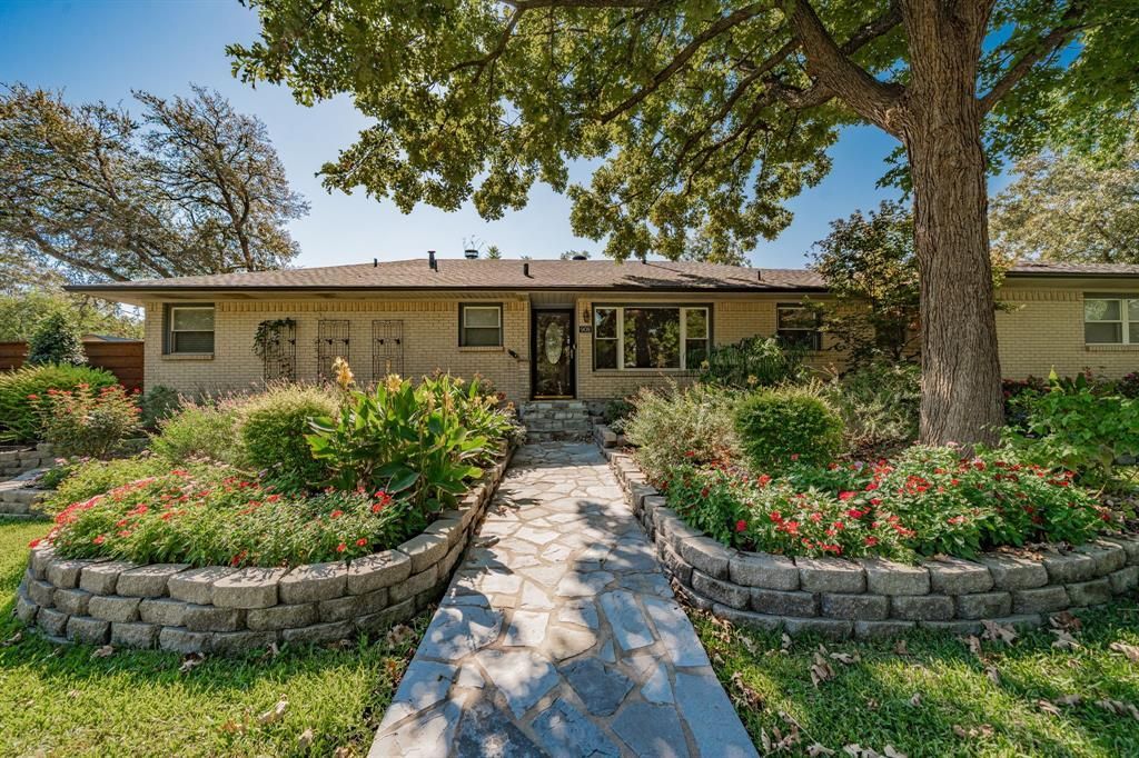 908 Saturn Springs Drive, Garland, TX 75041 Main Photo