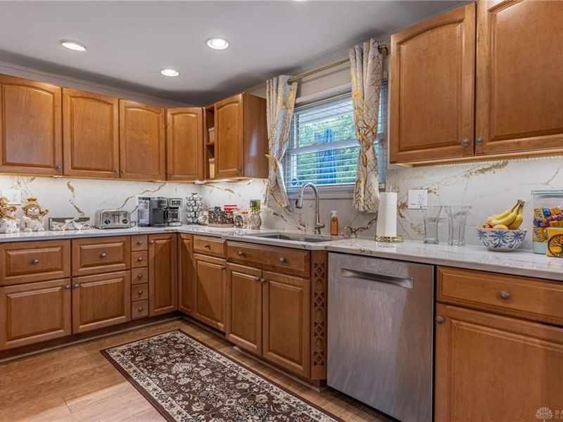 1631 Etta Kable Drive, Beavercreek, OH 45432 Photo 21