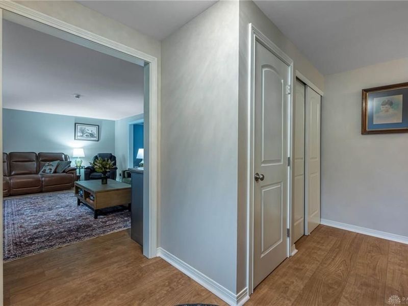 1631 Etta Kable Drive, Beavercreek, OH 45432 Photo 3