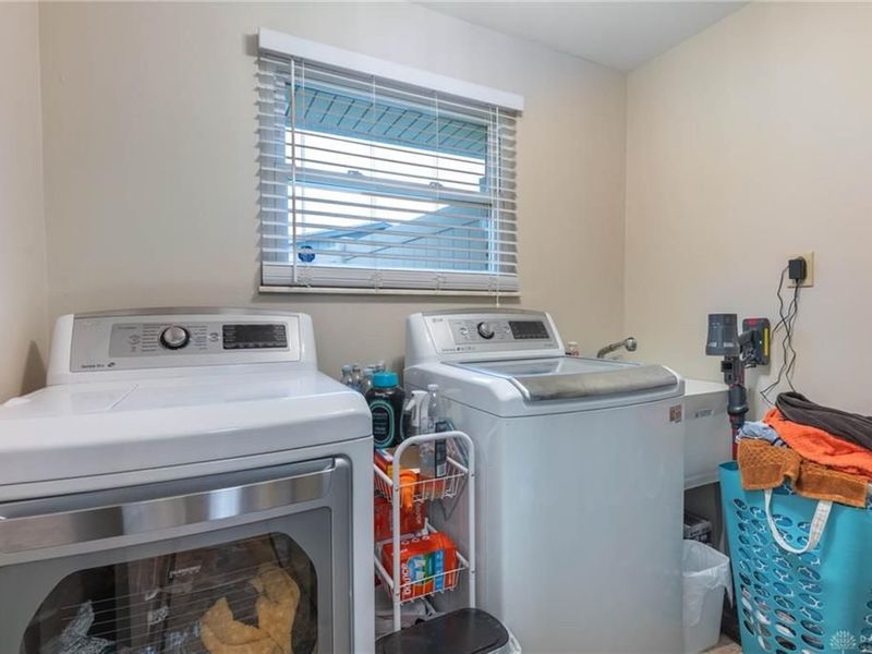 1631 Etta Kable Drive, Beavercreek, OH 45432 Photo 36