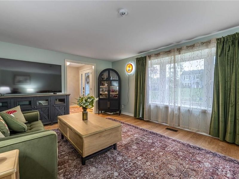 1631 Etta Kable Drive, Beavercreek, OH 45432 Photo 9