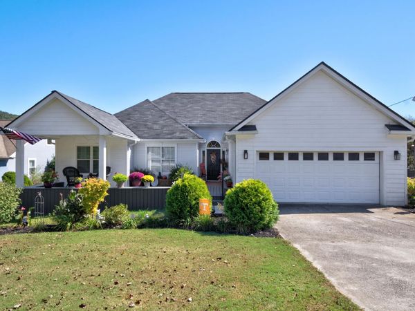 5710 Edgmon Road, Ooltewah, TN 37363